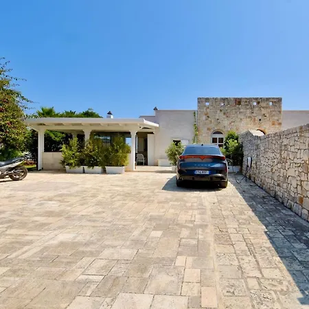 Fronte Mare Villa San Vito (Apulia)