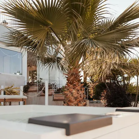 Villa Fronte Mare